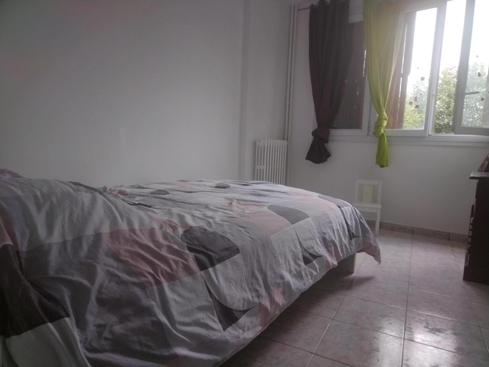Familial En Face D'un Square Arbore Apartment