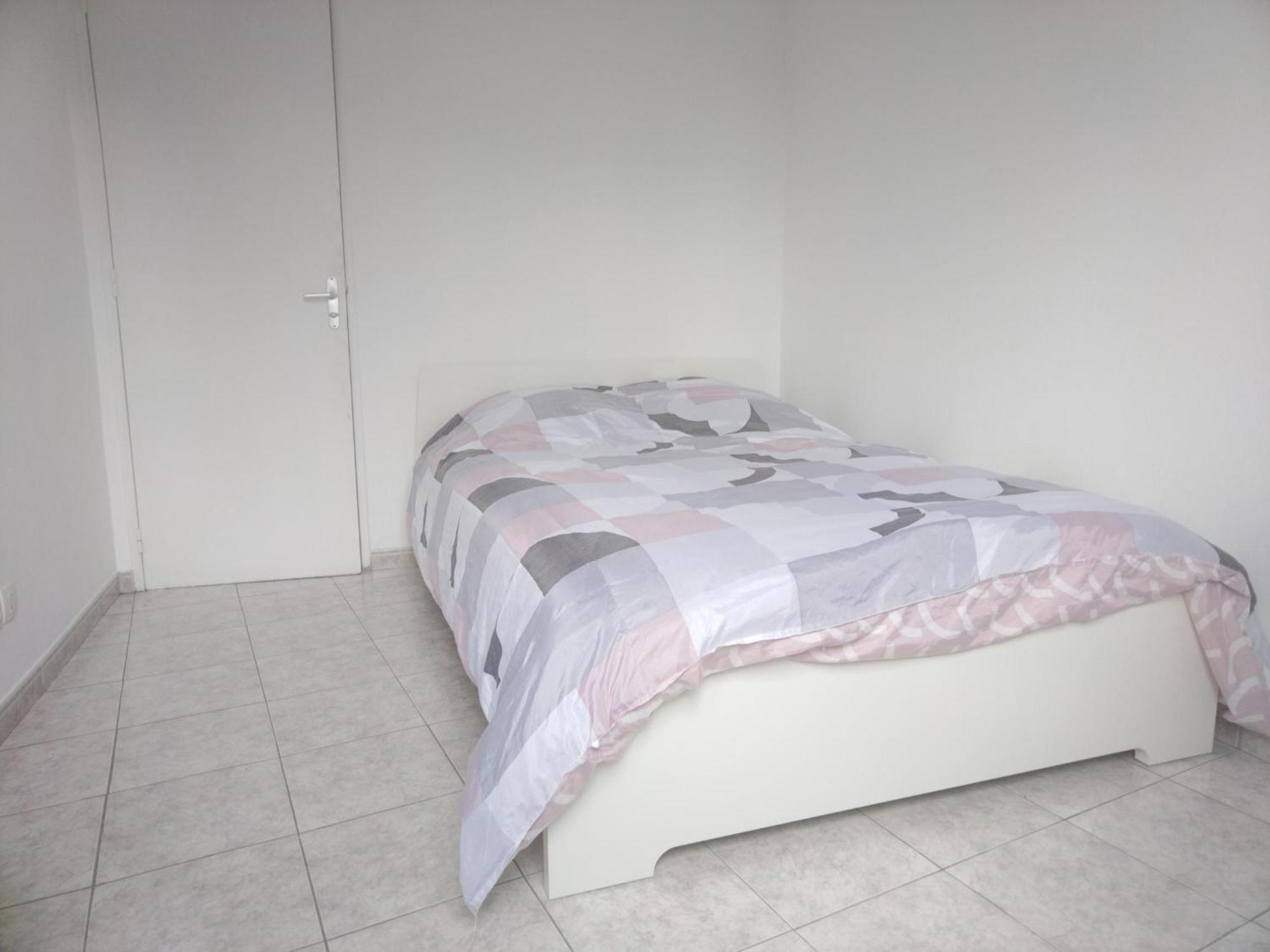 Familial En Face D'un Square Arbore Apartment